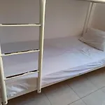 A Room In An Apartment In Nasr City, Cairo, In The Eighth District, 15 Minutes From Cairo Airport,غرفة بشقة بمدينة نصر بالقاهرة بالحي الثامن 15 دقيقة من مطار القاهرة و 7 دقيقة من معهد الفجر و 12 دقيقة لمعهد ابانة لتعليم اللغة العربية و 26 دقيقة لوسط