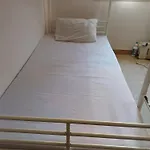 A Room In An Apartment In Nasr City, Cairo, In The Eighth District, 15 Minutes From Cairo Airport,غرفة بشقة بمدينة نصر بالقاهرة بالحي الثامن 15 دقيقة من مطار القاهرة و 7 دقيقة من معهد الفجر و 12 دقيقة لمعهد ابانة لتعليم اللغة العربية و 26 دقيقة لوسط