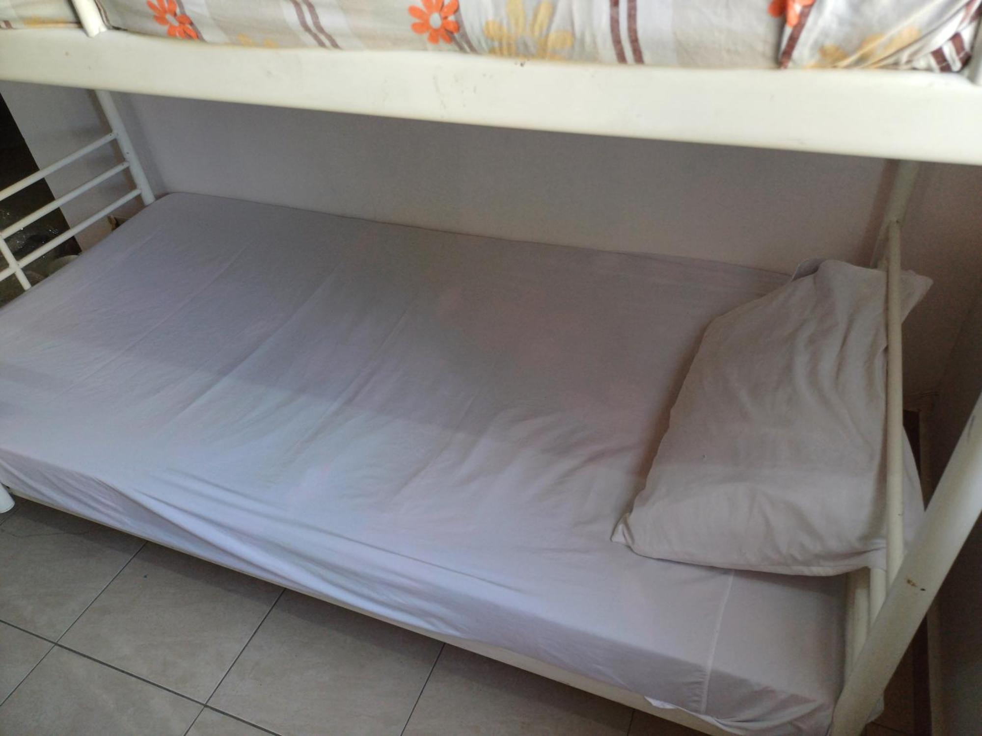 A In An In Nasr City, Cairo, In The Eighth District, 15 Minutes From Airport,غرفة بشقة بمدينة نصر بالقاهرة بالحي الثامن 15 دقيقة من مطار و 7 دقيقة من معهد الفجر و 12 دقيقة لمعهد ابانة لتعليم اللغة العربية و 26 دقيقة لوسط Il Cairo