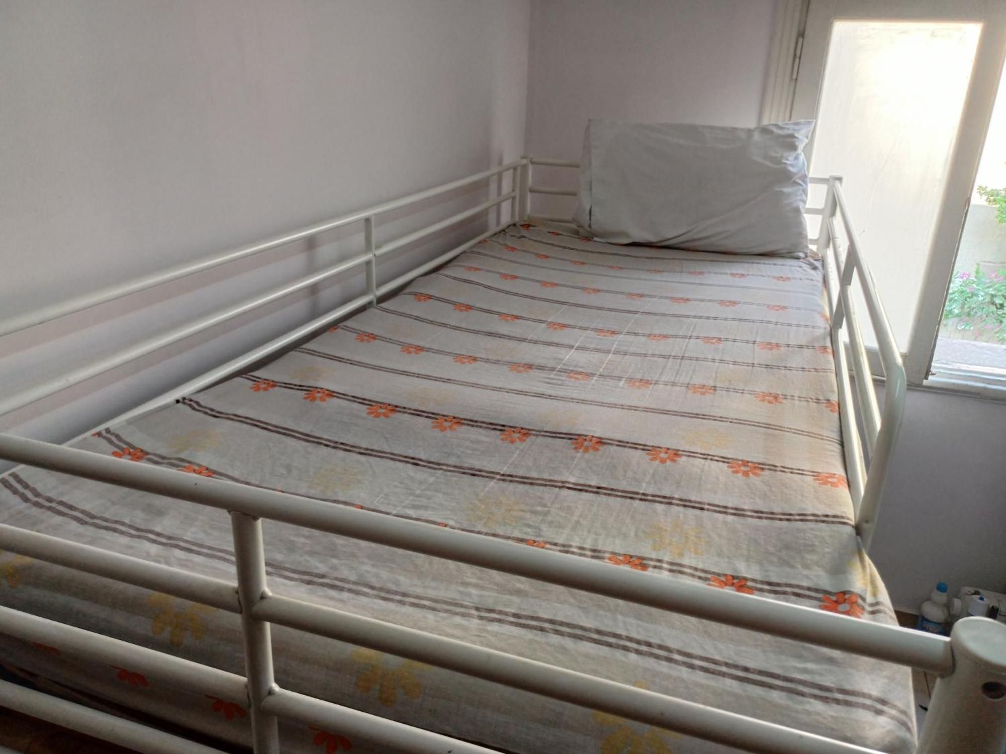A In An In Nasr City, Cairo, In The Eighth District, 15 Minutes From Airport,غرفة بشقة بمدينة نصر بالقاهرة بالحي الثامن 15 دقيقة من مطار و 7 دقيقة من معهد الفجر و 12 دقيقة لمعهد ابانة لتعليم اللغة العربية و 26 دقيقة لوسط * Il Cairo